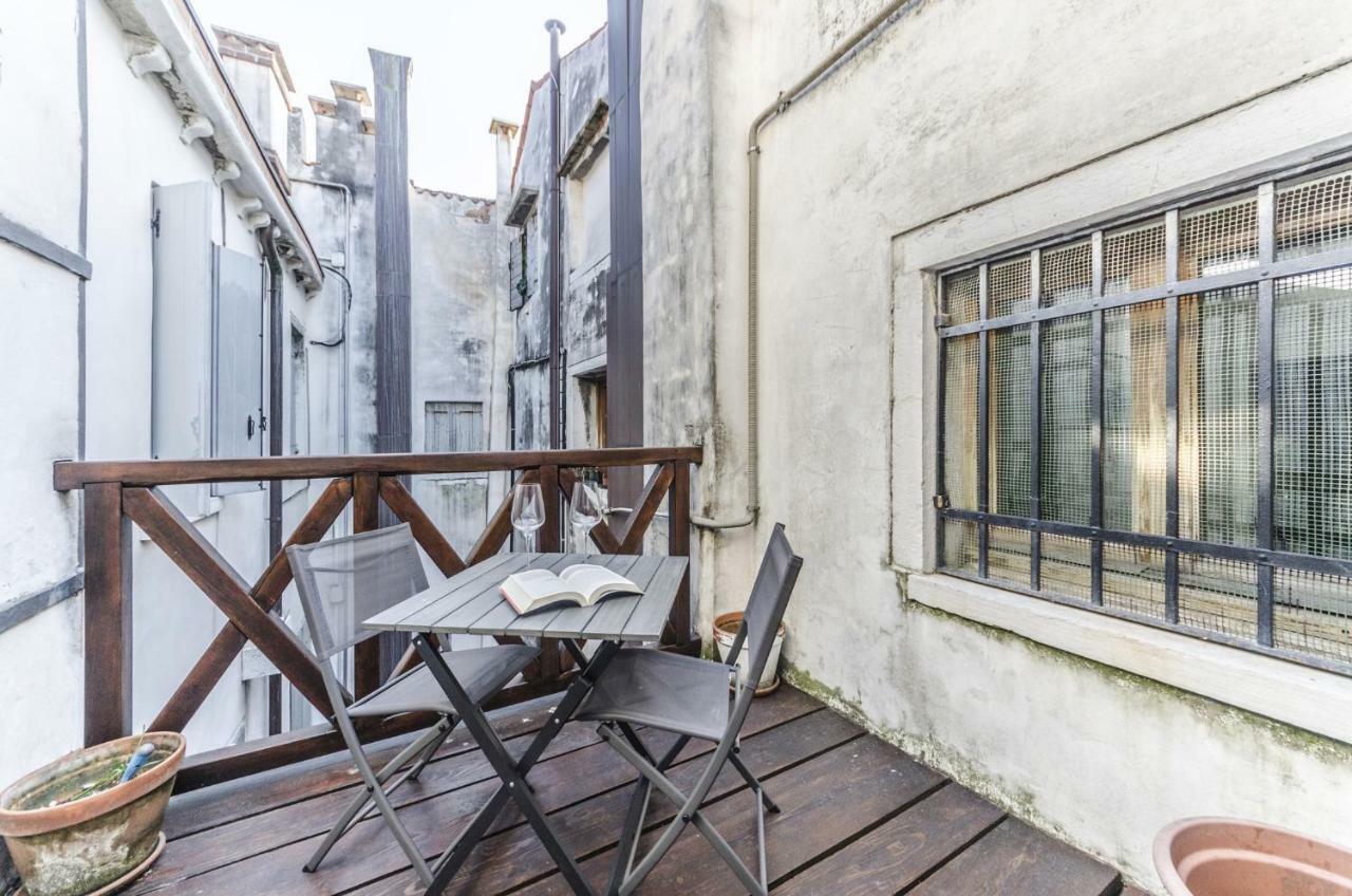 Maurizio House - Near The Train Station Apartamento Veneza Exterior foto